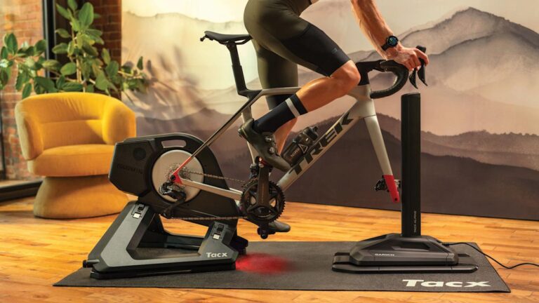Garmin lança Tacx Alpine e transforma o treino indoor com simulação real de inclinação