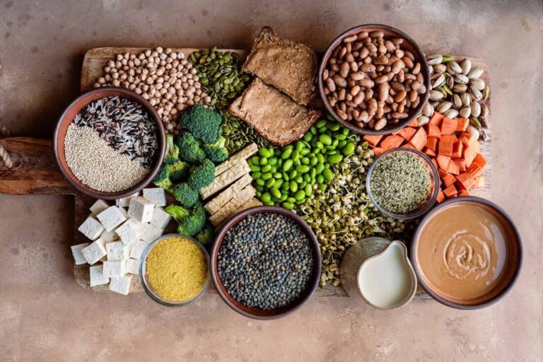 Proteína vegana: por que qualidade importa mais do que quantidade