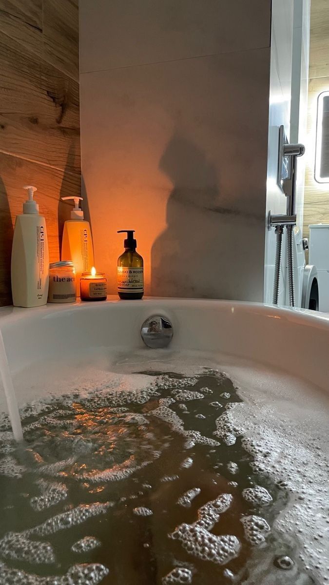 Banho Mindful: Como Transformar Seu Ritual Diário em Fonte de Relaxamento e Bem-Estar