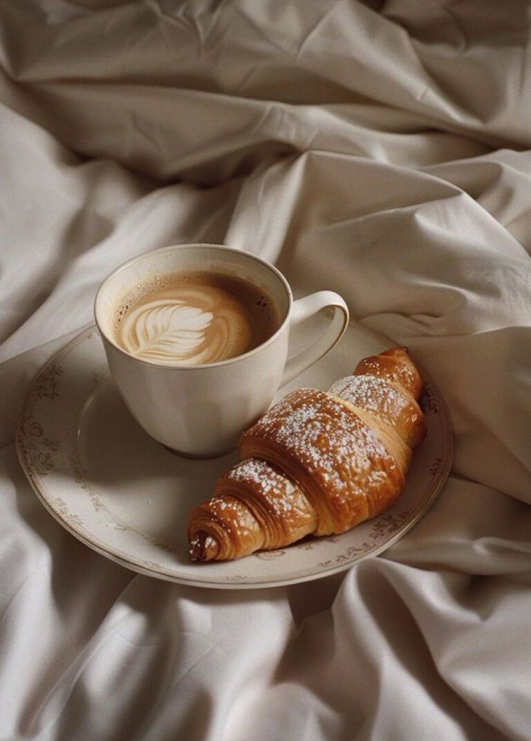 Tomar café da manhã depois das 9h afeta o corpo? 