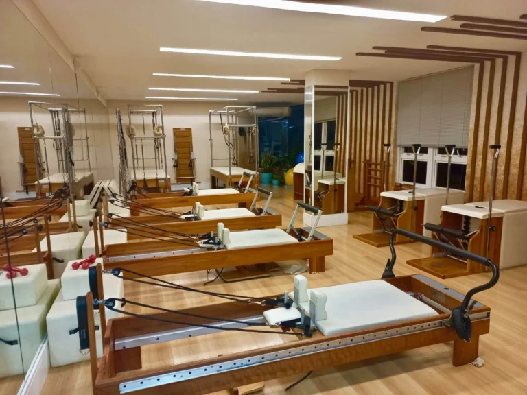 Pilates de Luxo? A nova onda que desafia o elitismo no bem-estar.