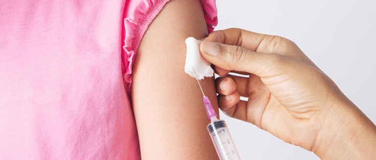 Alerta Vermelho na Saúde: Por que o Brasil está perdendo a batalha contra a meningite?