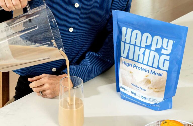 O visual “Happy Viking” de Venus Williams ganha um novo fôlego com uma renovação à base de plantas.