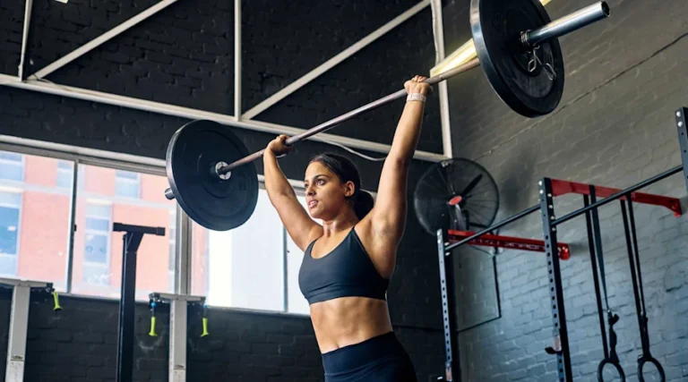 Por que o treino de força começa nos seus pés?