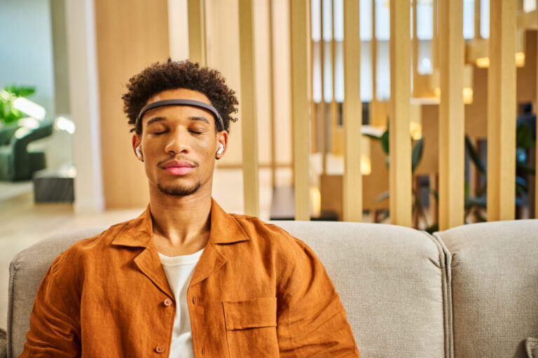 Ondas cerebrais viraram métrica de saúde? O cérebro entra no centro do wellness