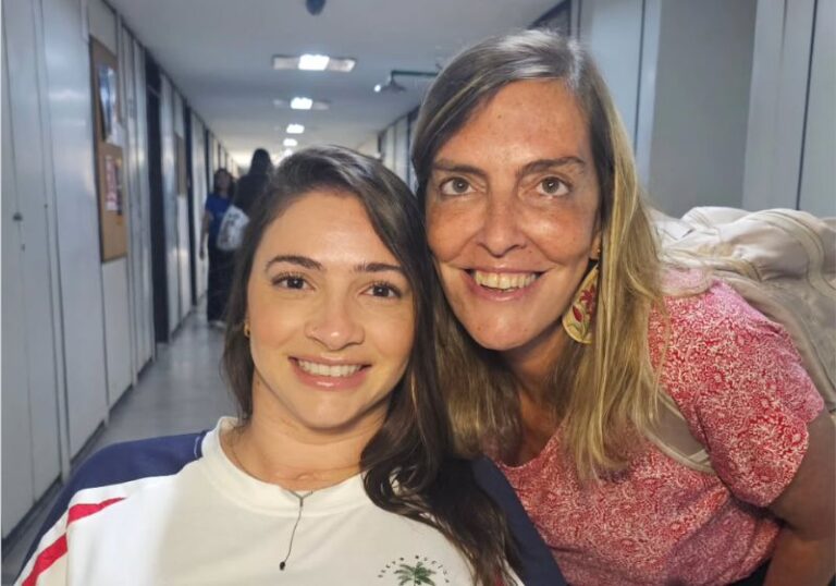 Ex-ginasta Lais Souza conhece cientista que está trabalhando na cura de tetraplégicos