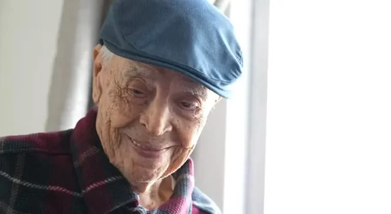 Homem mais velho do mundo revela aos 112 anos o segredo da longevidade