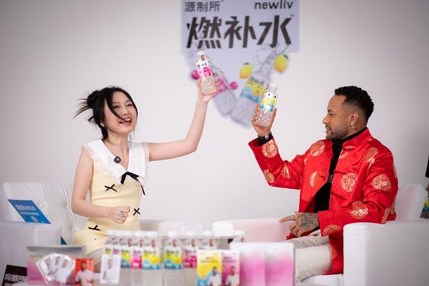 Neymar lança bebida isotônica no mercado chinês