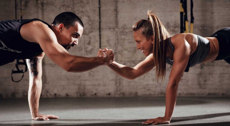 Treinar com seu parceiro aumenta sua frequência na academia em 90%