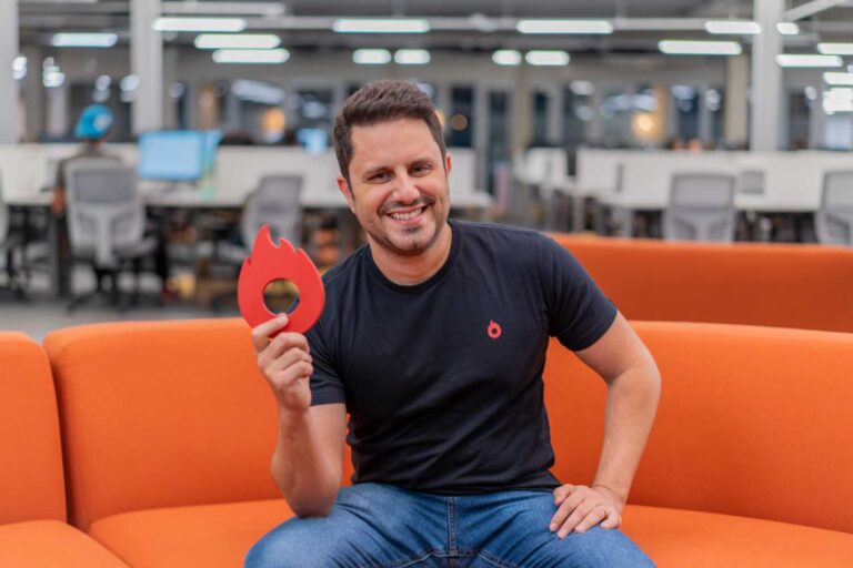 A Hotmart vai vender suplementos. E isso muda tudo