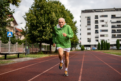 Correr é um dos melhores remédios para combater o envelhecimento