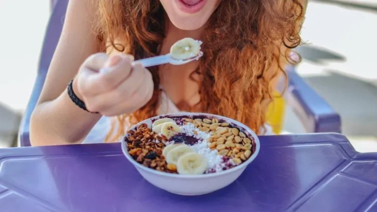 Estudo comprova que açaí pode proteger o cérebro de adolescentes