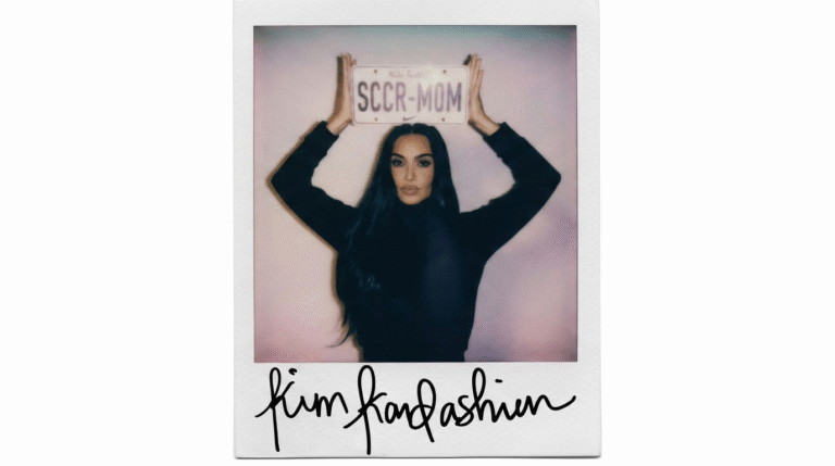 Kim Kardashian e Lisa se juntam com a Nike em nova campanha para a copa