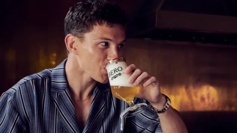 Tom Holland lança nova linha de cervejas sem álcool para o verão