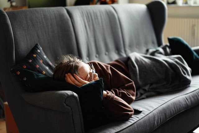 Você treina certo, come certo… mas dorme errado. E isso pode estar travando o seu resultado.