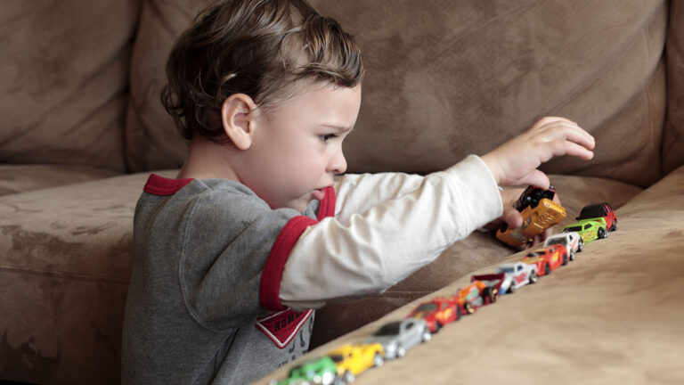 Número de diagnósticos de autismo cresceu mais de 500% nos ultimos 20 anos